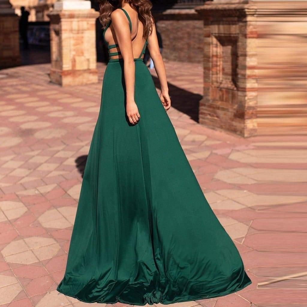 Vestido Longo Esmeralda você encontra na Sua Boutique por apenas ! Com Frete Grátis para todo Brasil, podendo parcelar em até 10X Sem Juros! Alé,m disso ganhe 10% OFF no PIX!